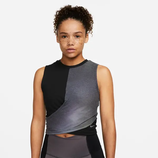 Bvd Dama Nike Yoga Dri Fit Printed - DR0377-045