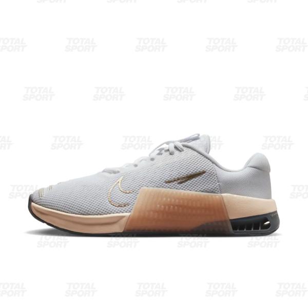 Nike Dama Metcon 9 White Gold Sanddrift - DZ2537-104